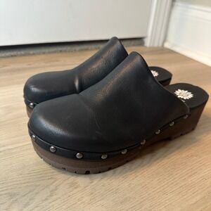 Yellow Box Renata Black Studded Platform Clogs Mules Lug Sole Womens 7
